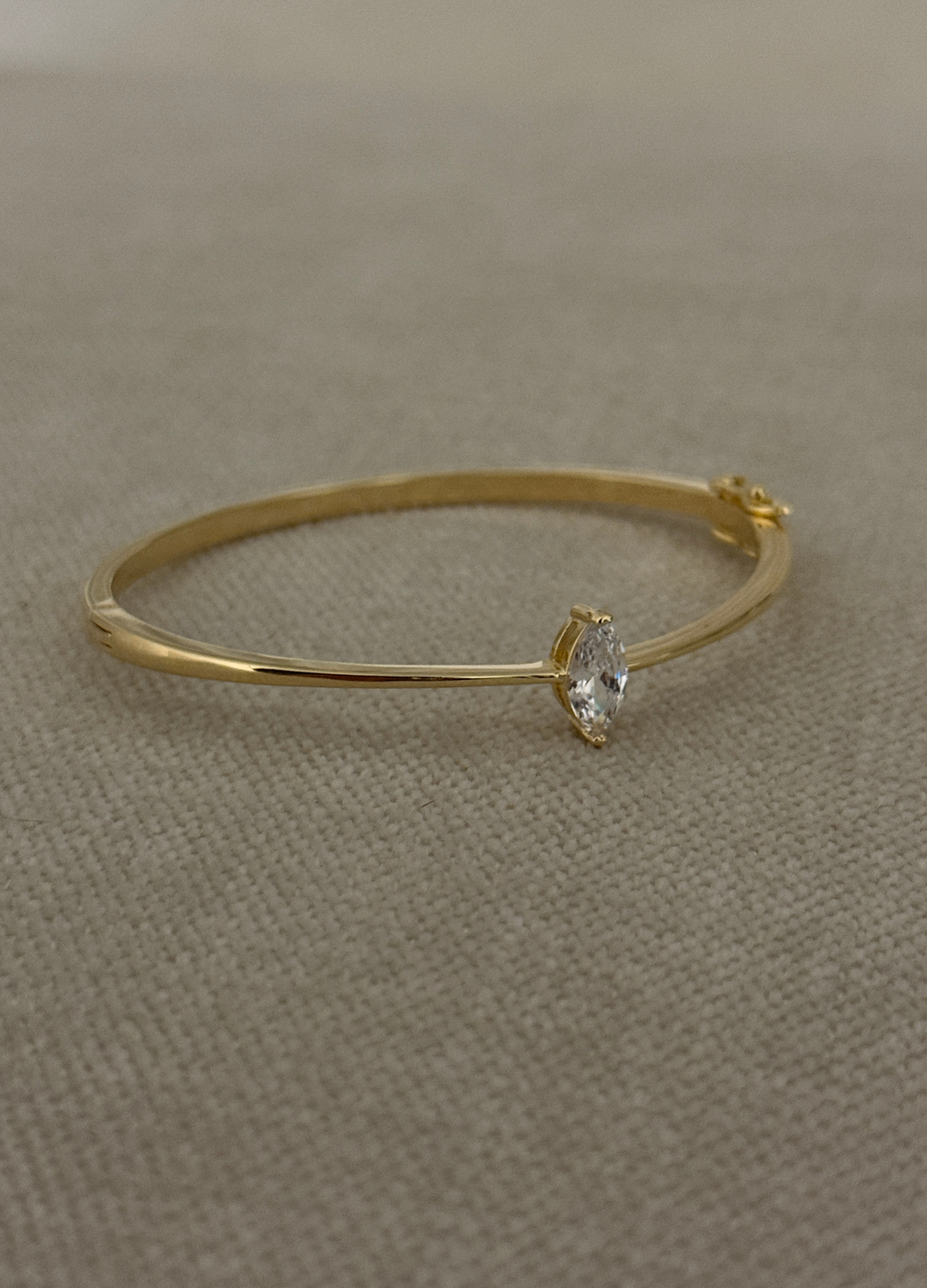 MARQUISE BANGLE
