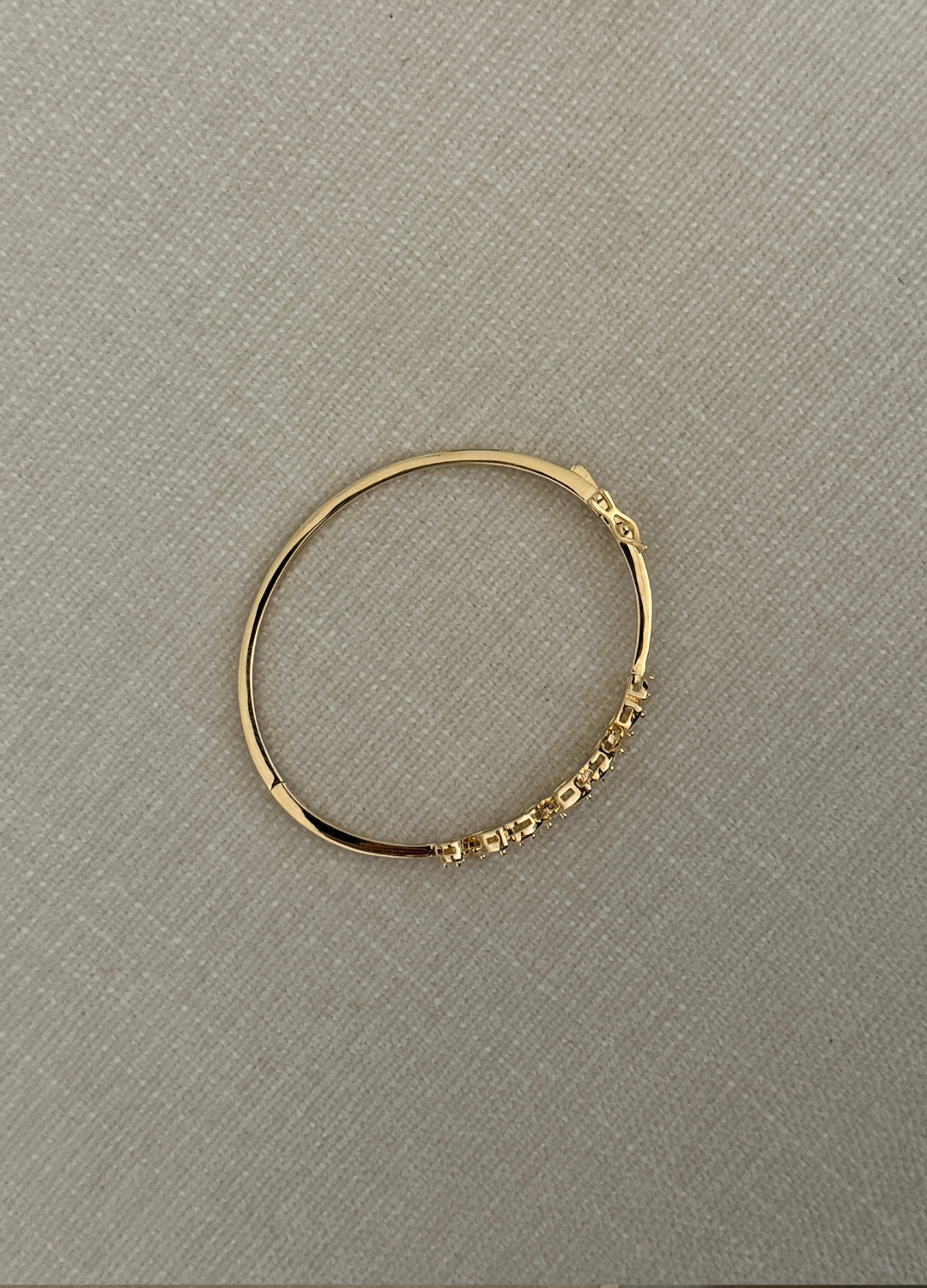 PÉTALE BANGLE