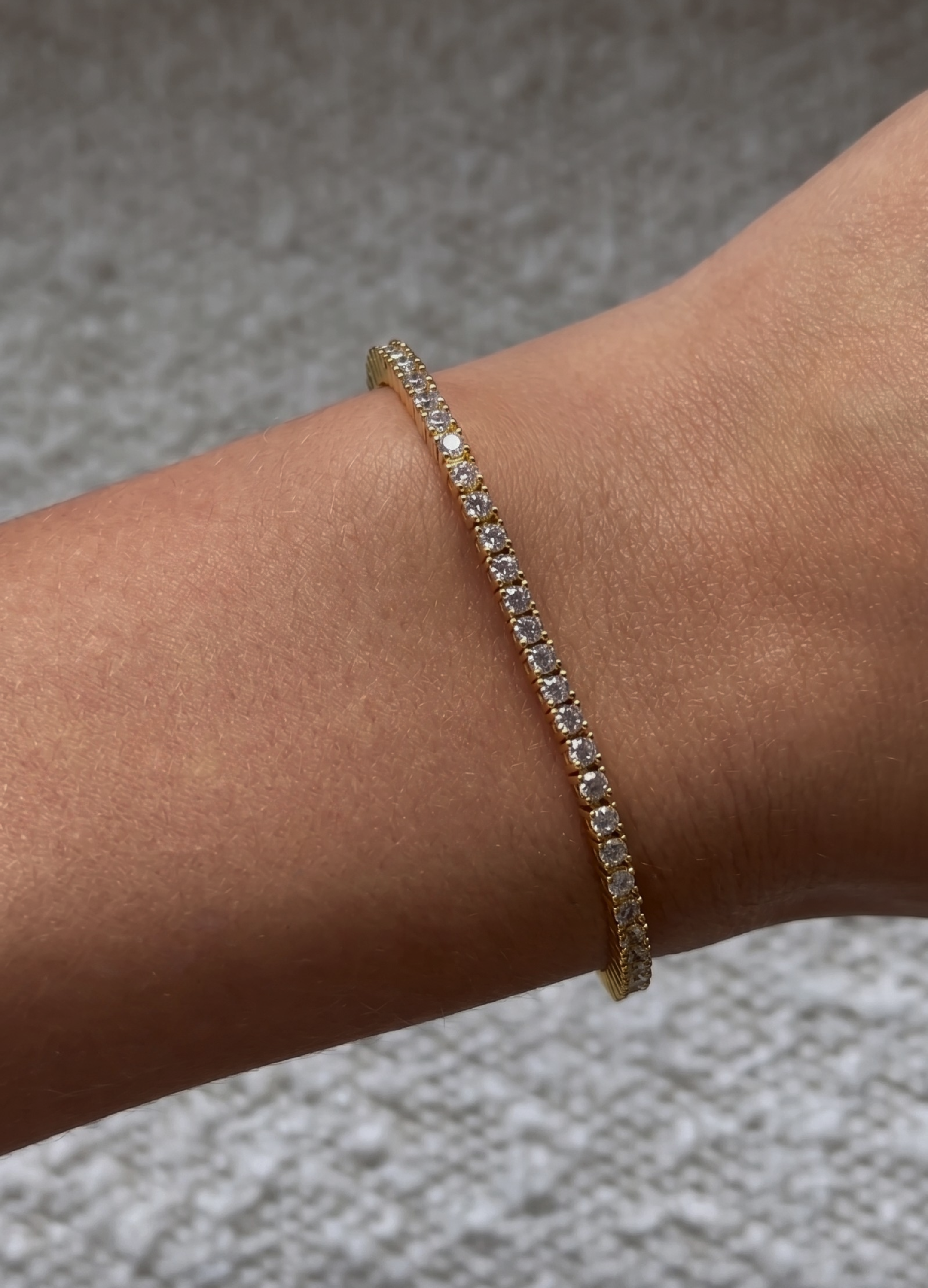 CLASSIC TENNIS BRACELET