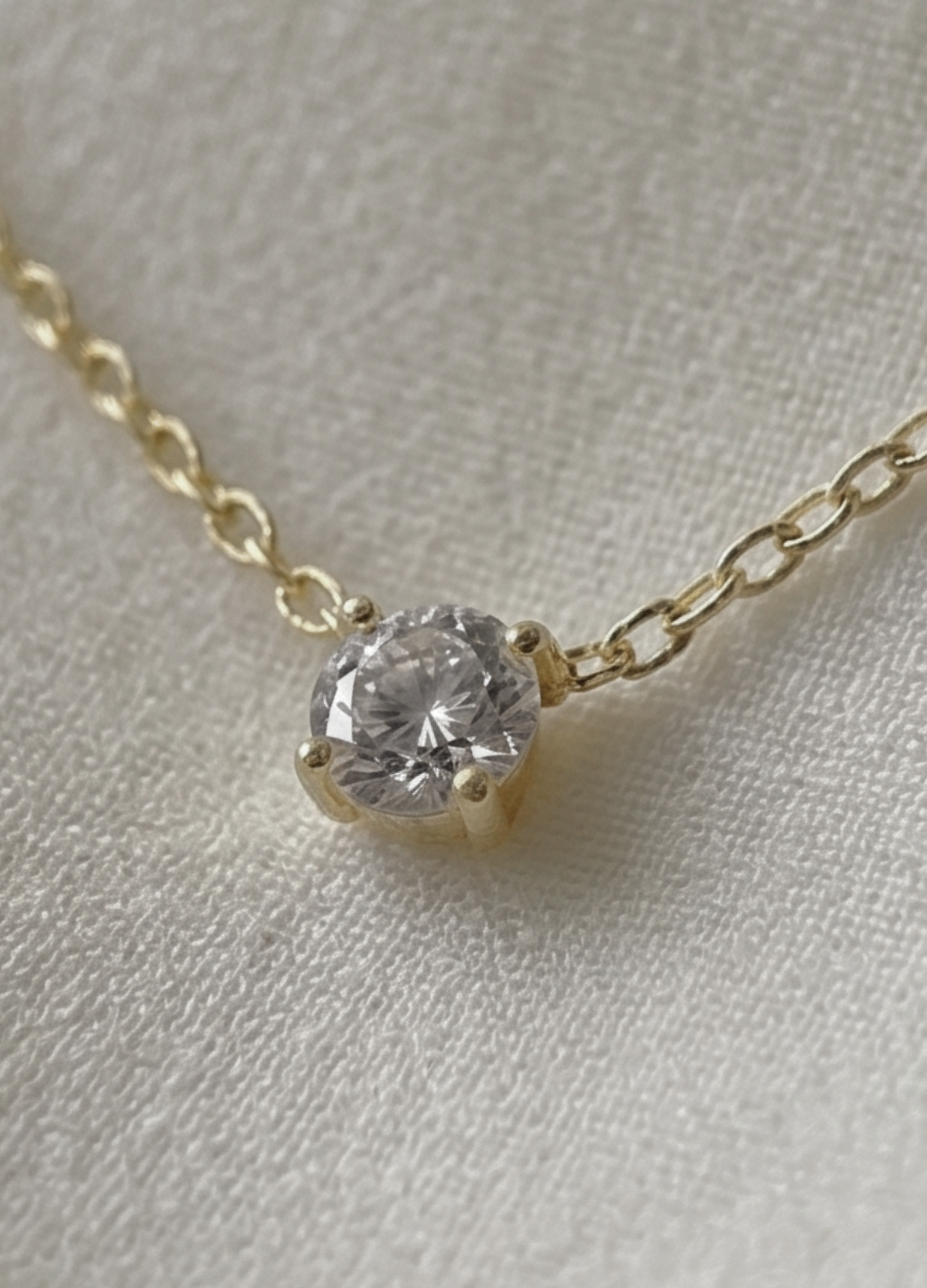 EVE NECKLACE