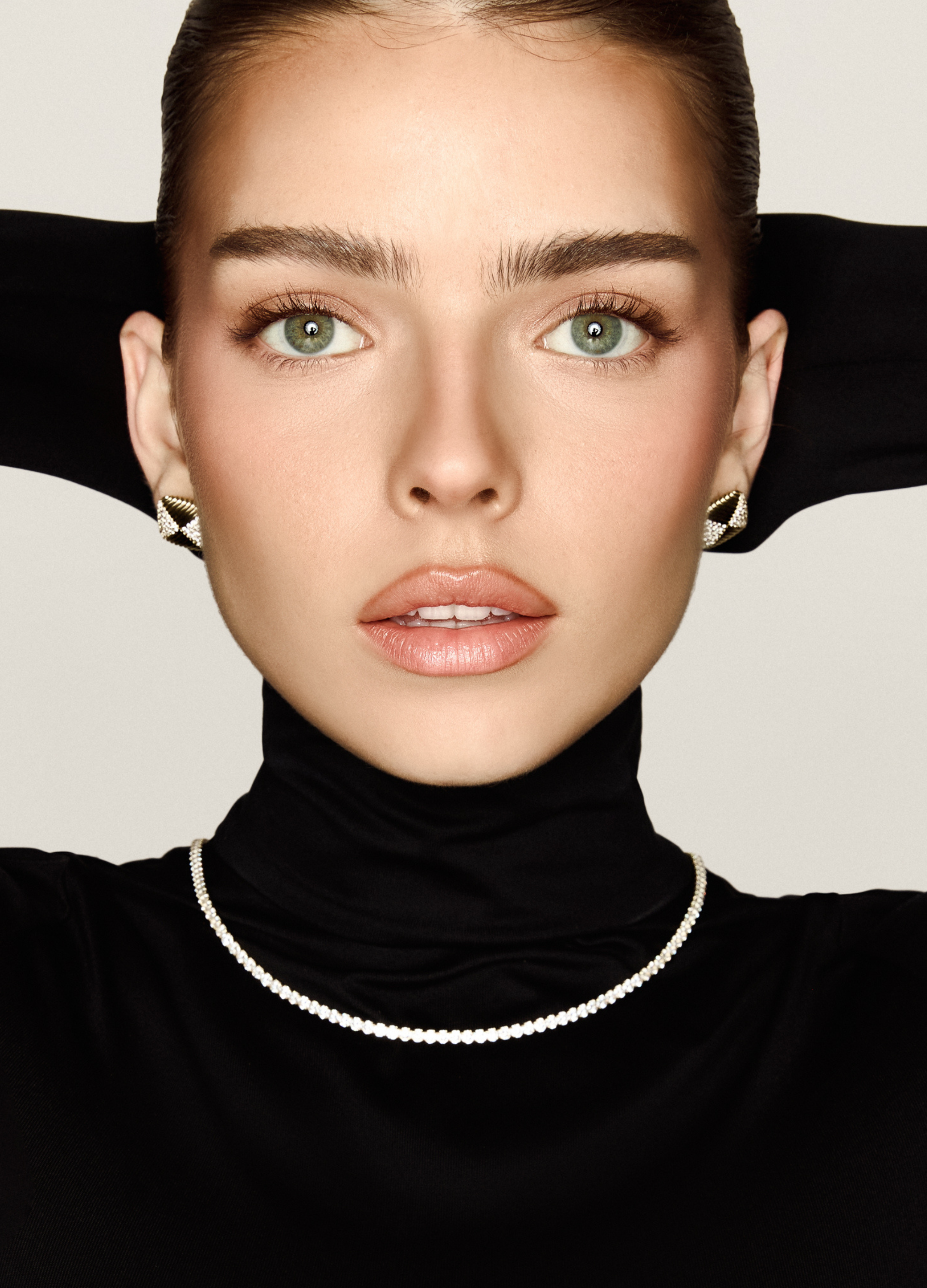 RIBBED SQUARE EARRINGS