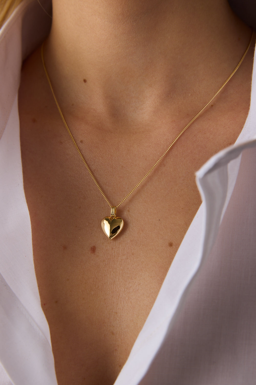 KENN NECKLACE