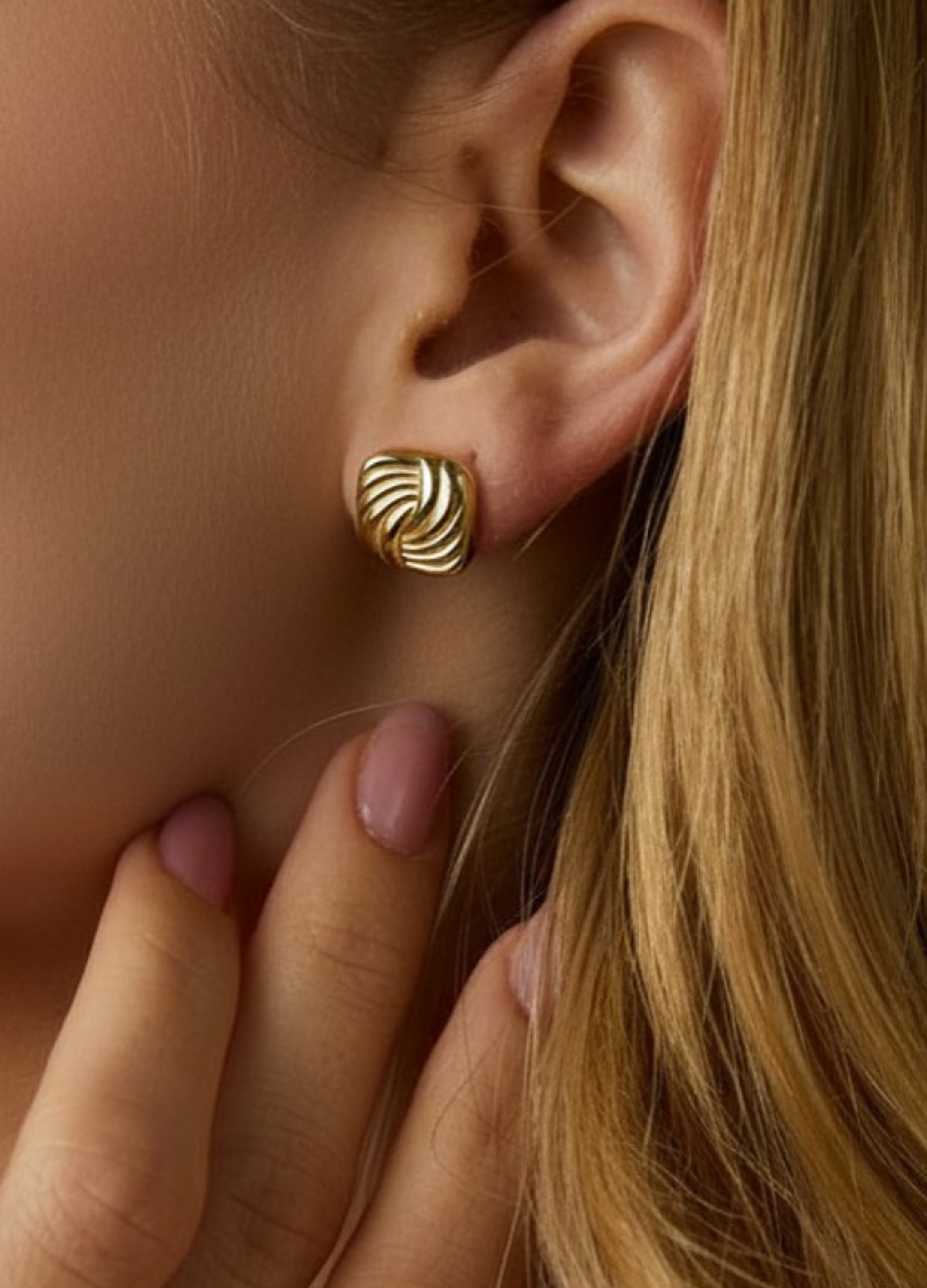 WIND EARRINGS