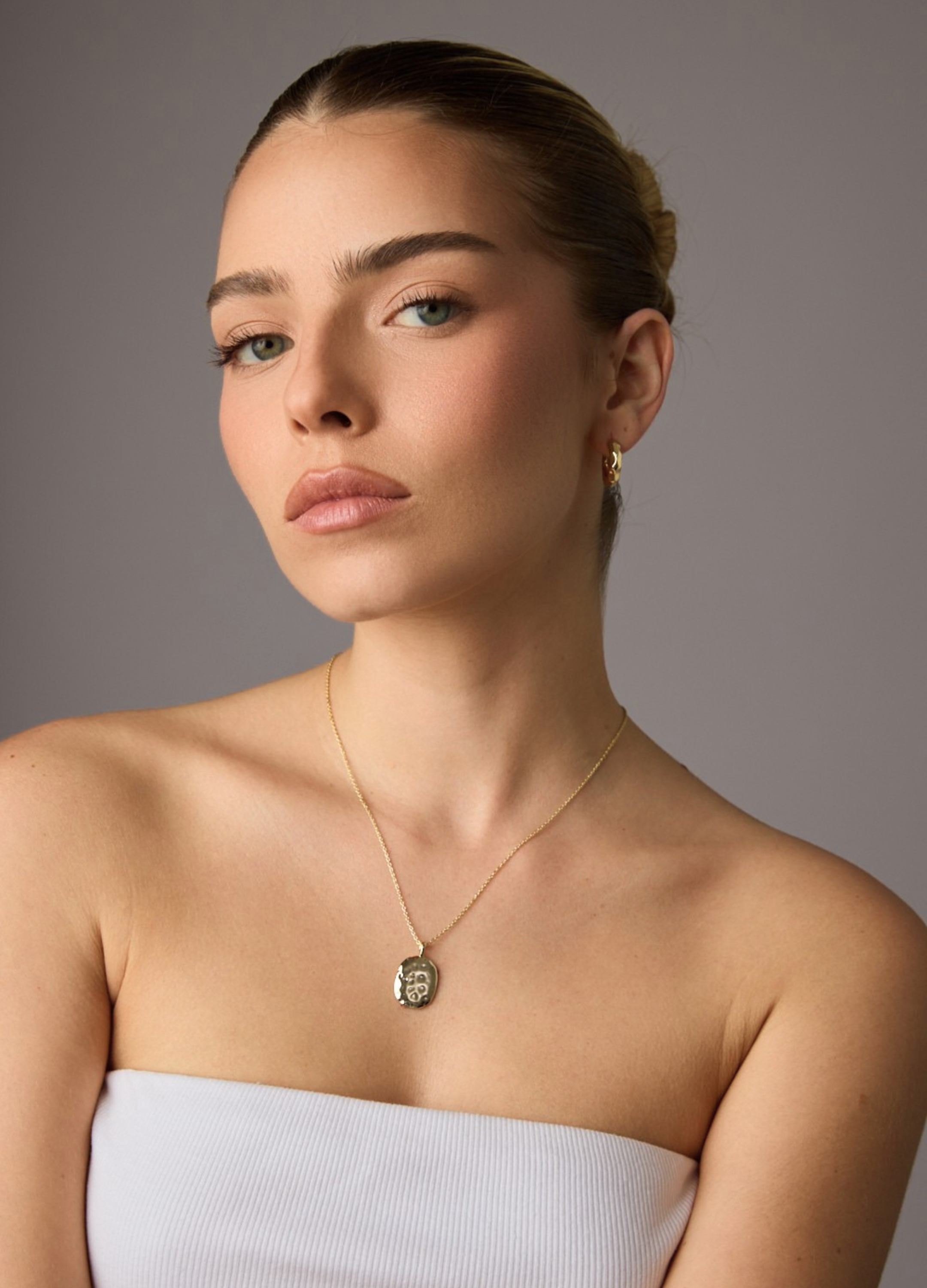 ARLO NECKLACE