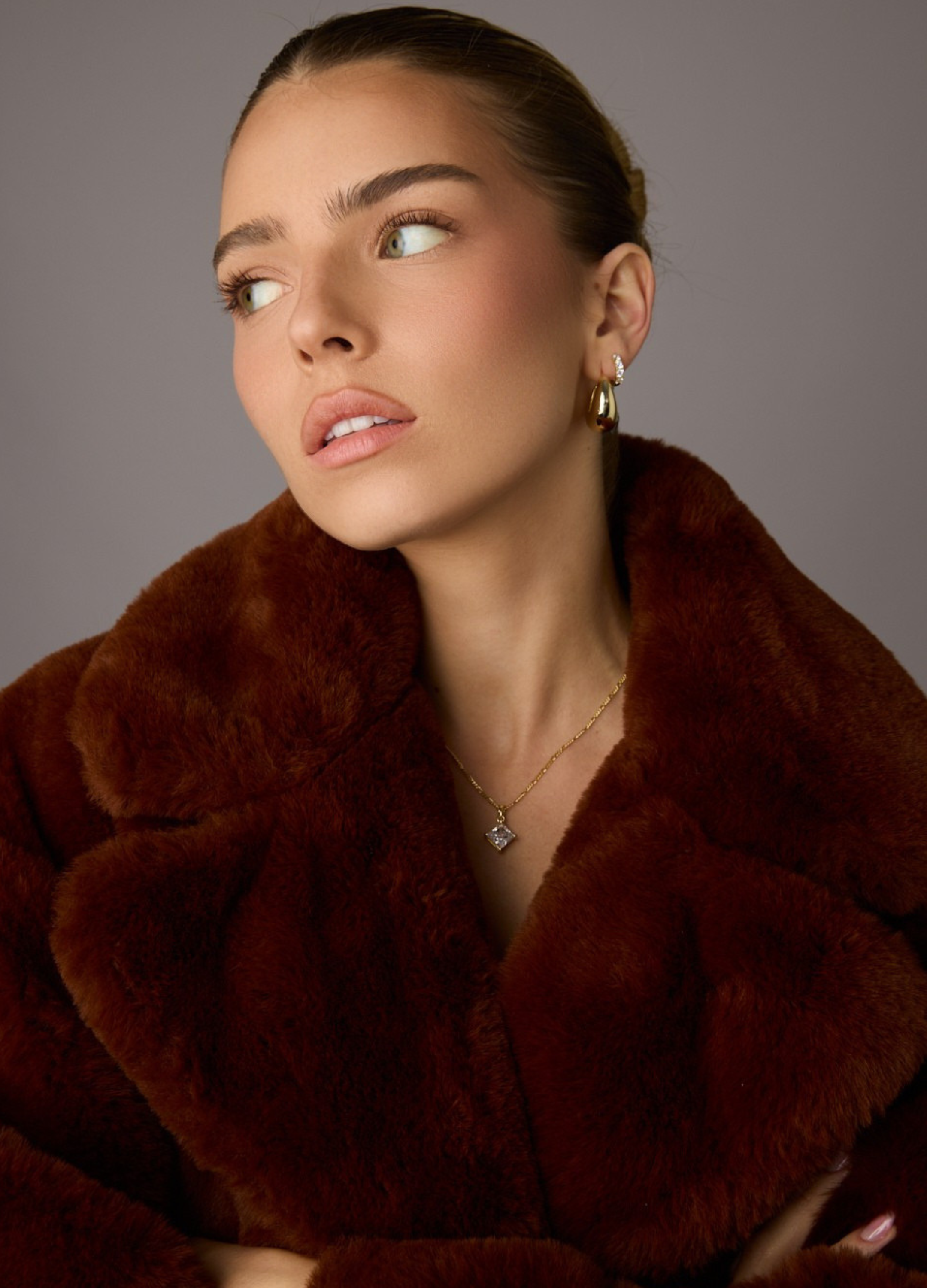 NOEMI NECKLACE