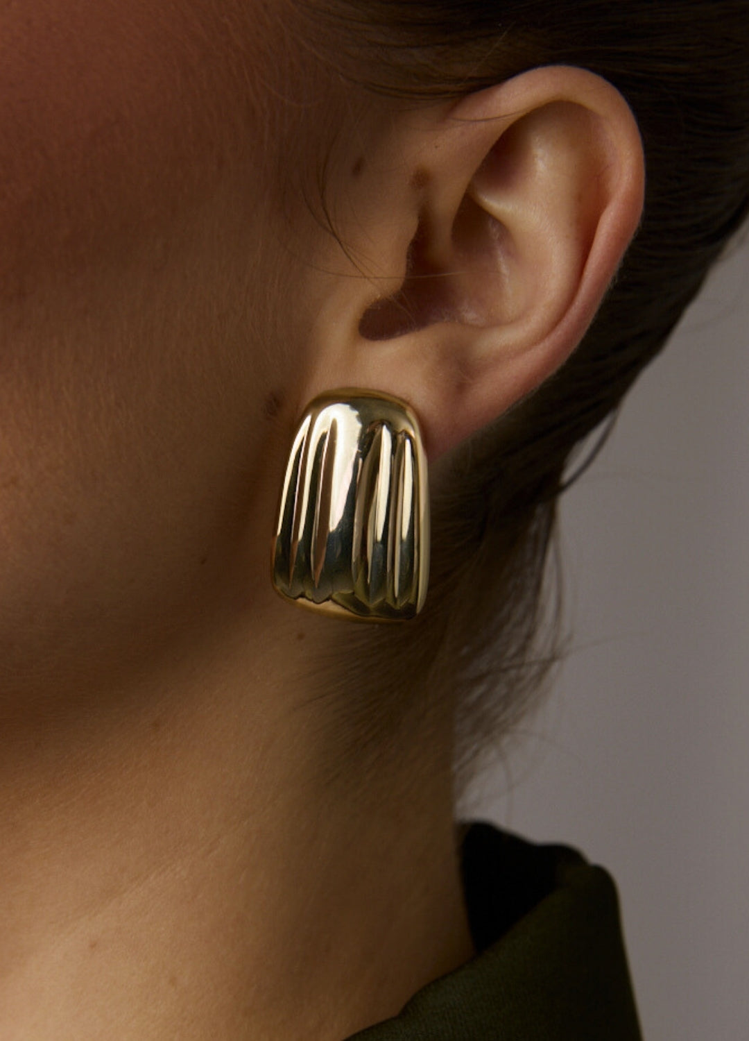 HILL EARRINGS