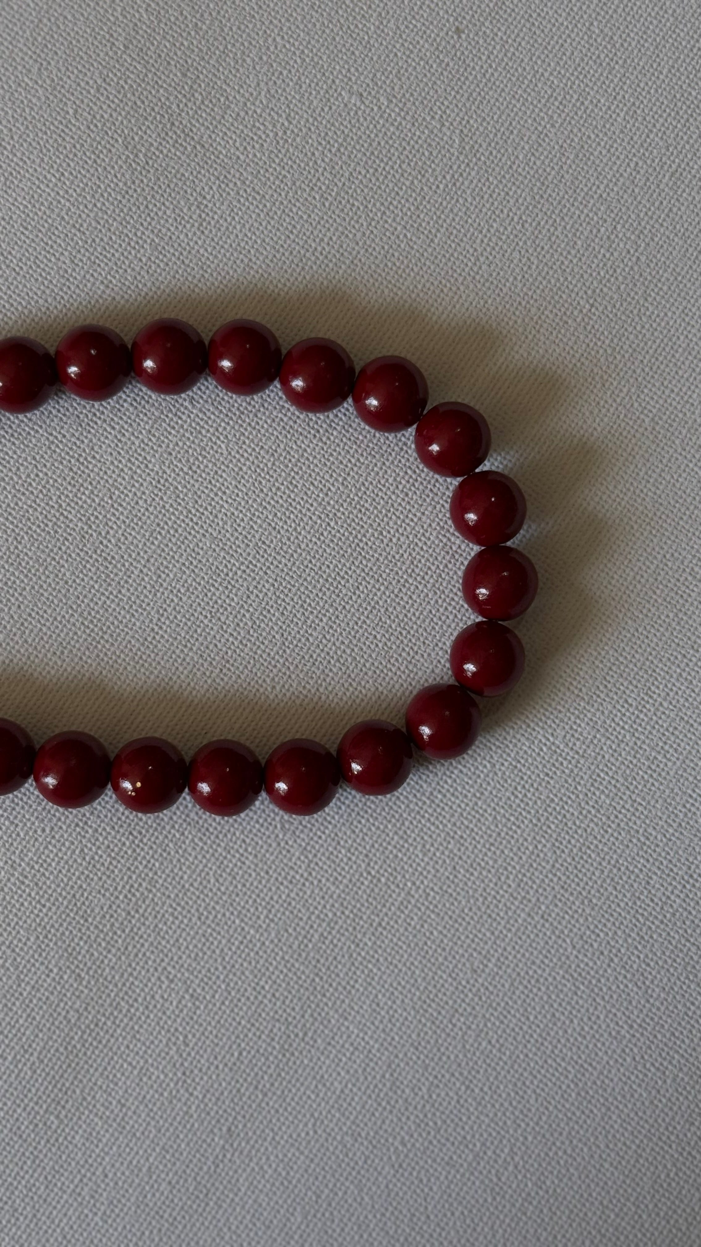 NEUX ROUGE NECKLACE