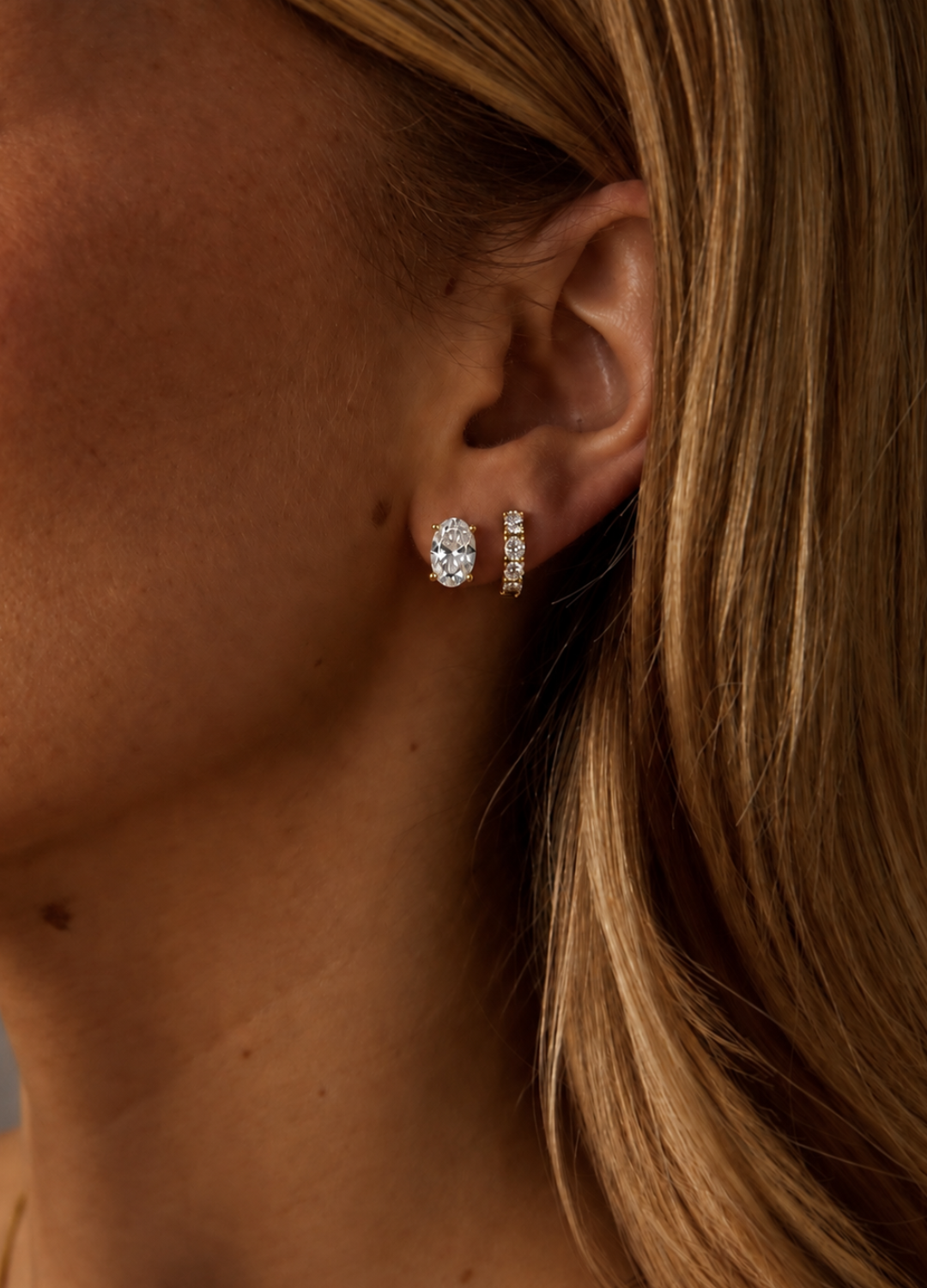 OVAL EARRINGS