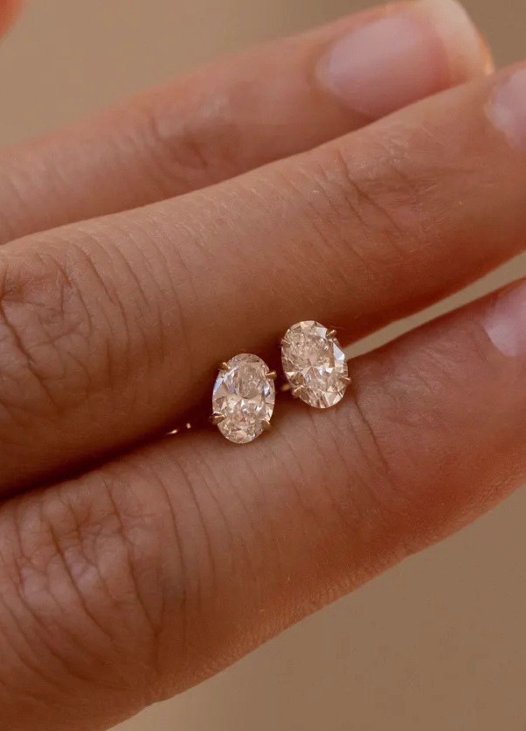 OVAL EARRINGS