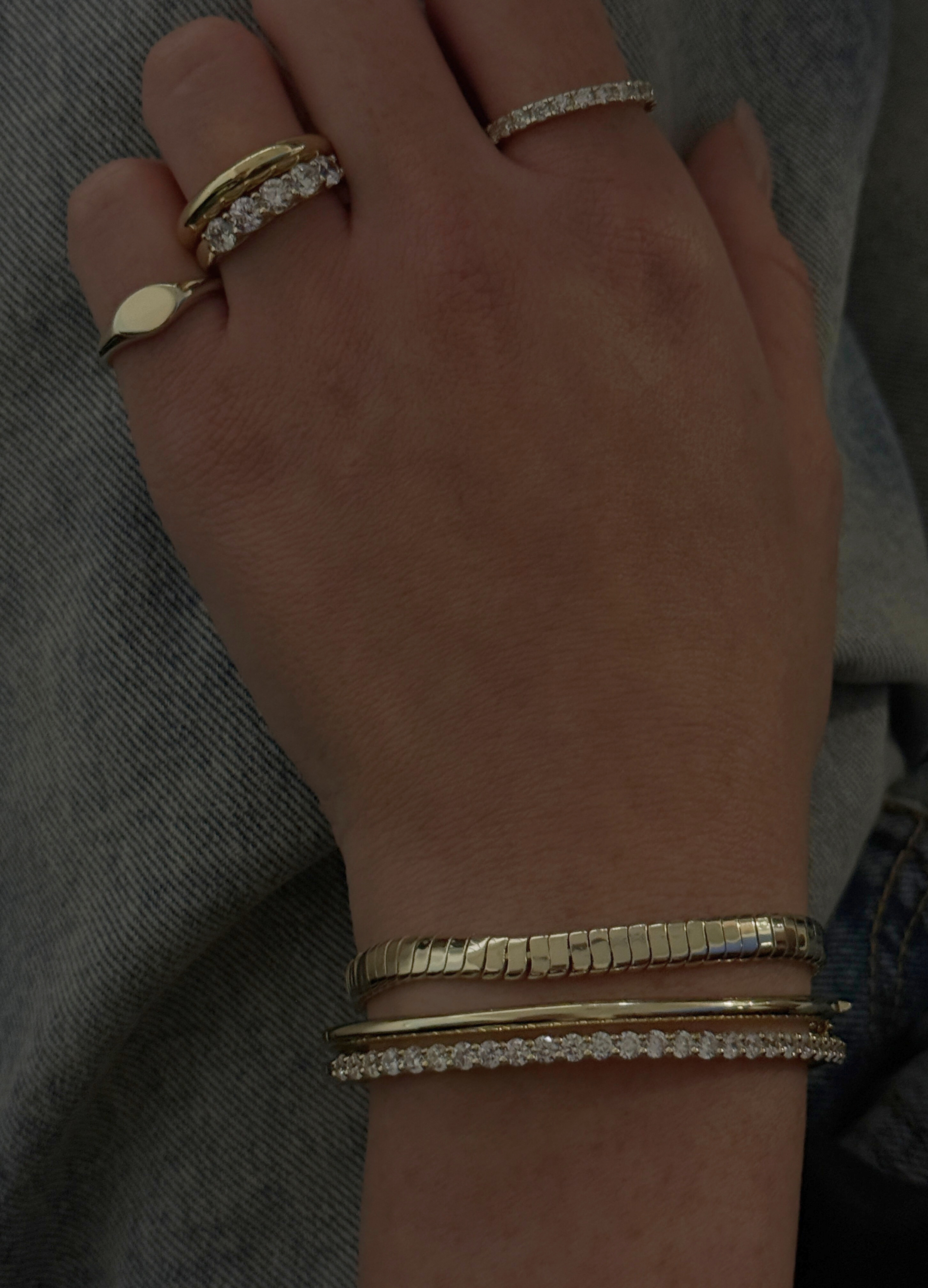 TENNIS BANGLE