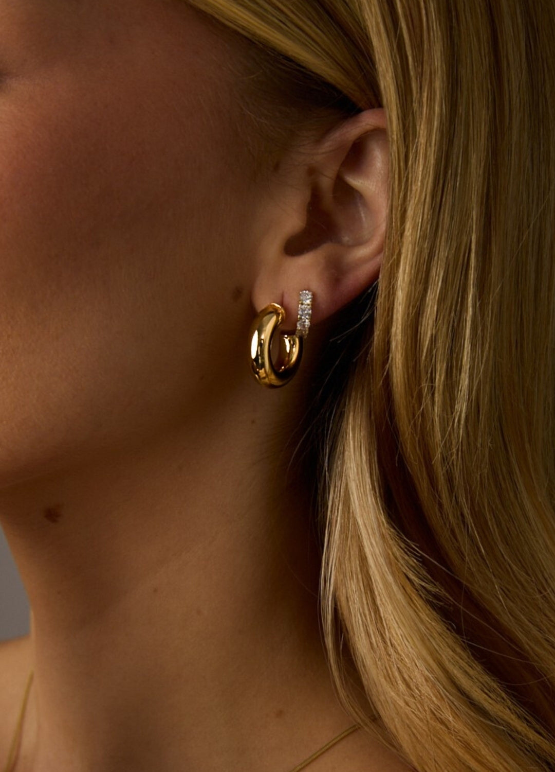 LIA EARRINGS