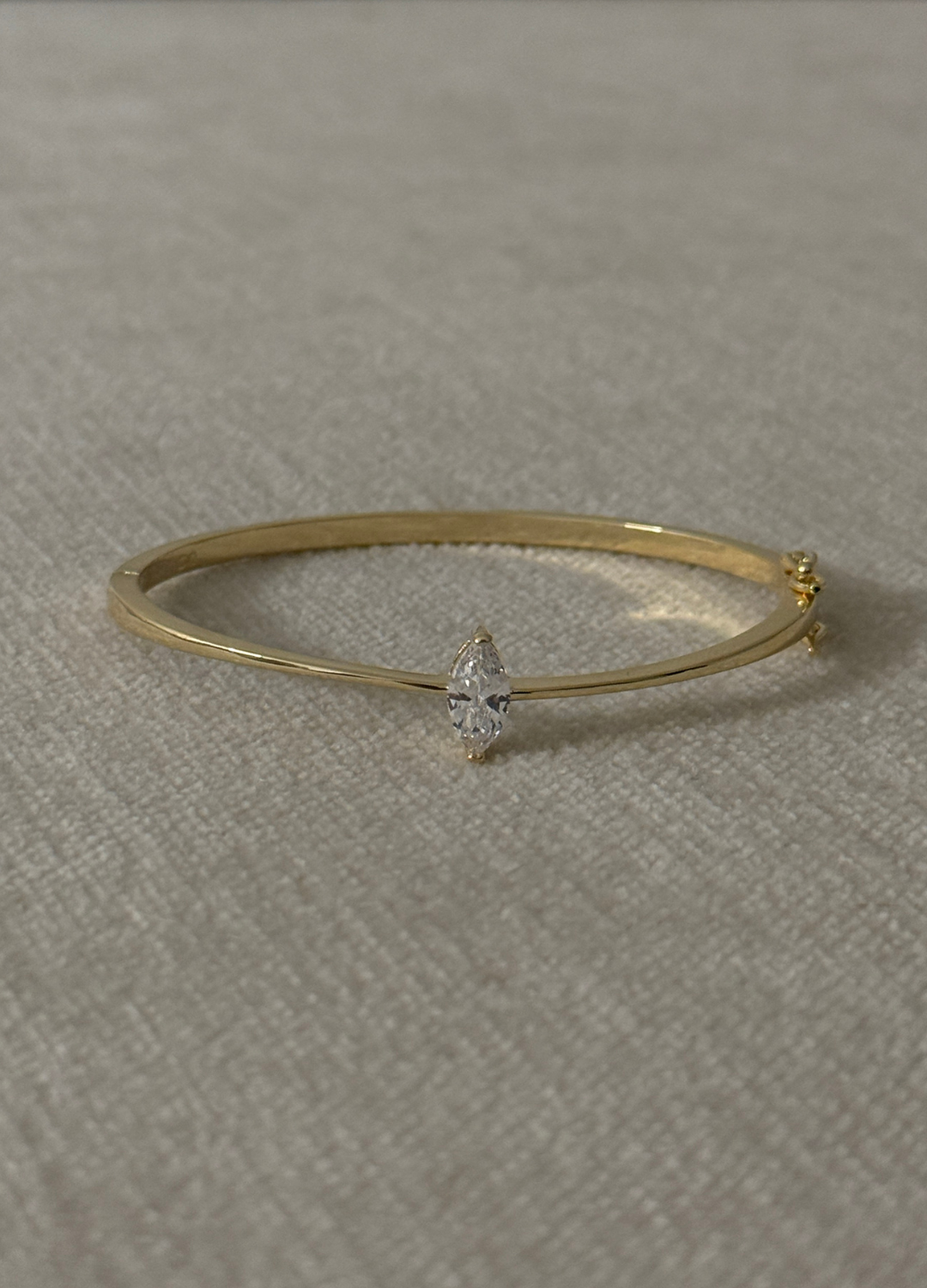 MARQUISE BANGLE