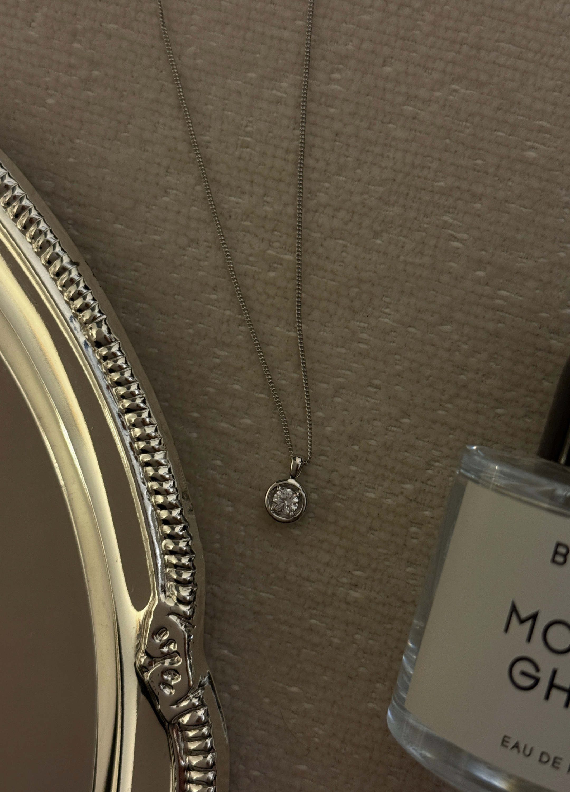 MELANIE NECKLACE