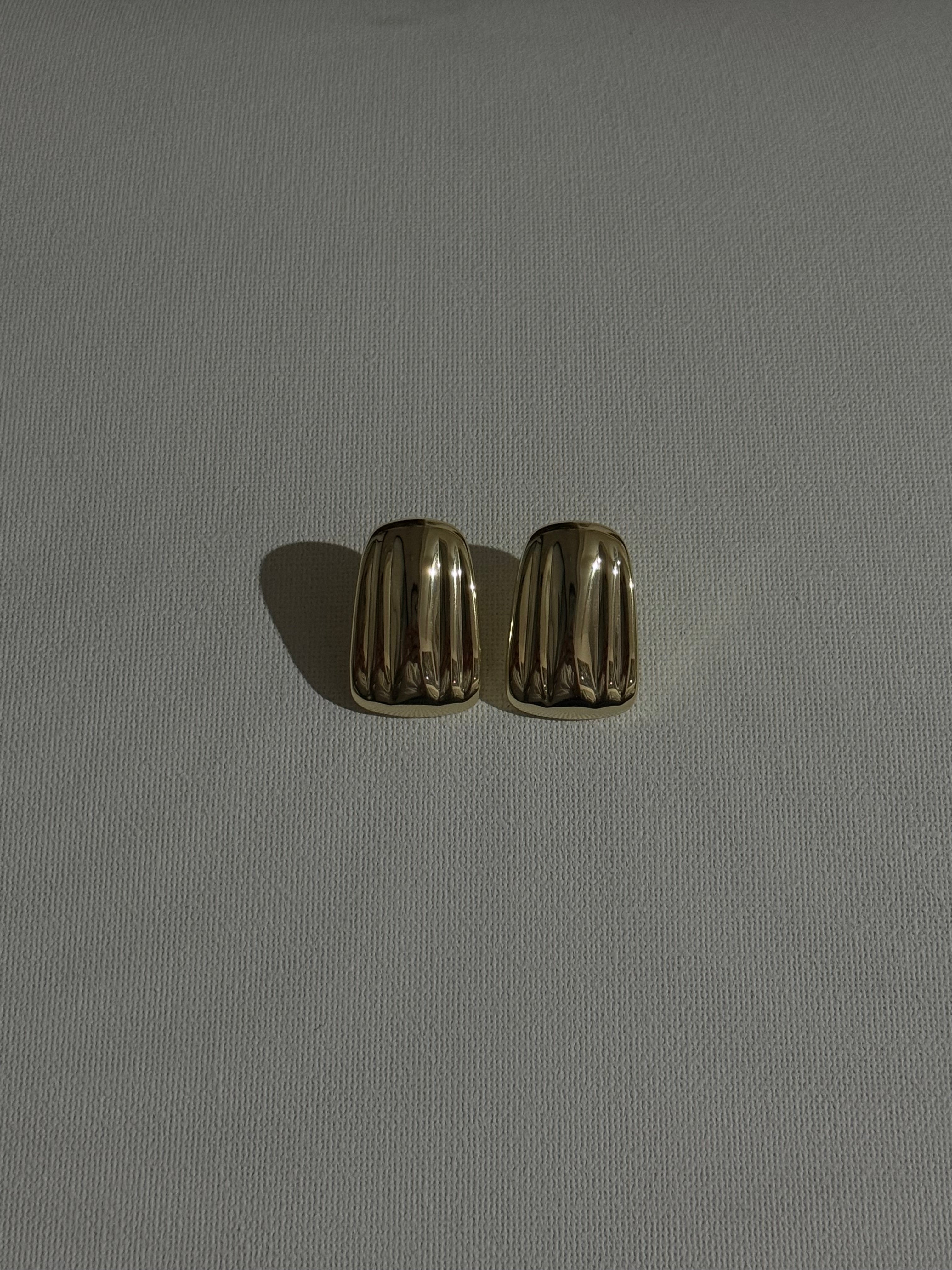 HILL EARRINGS