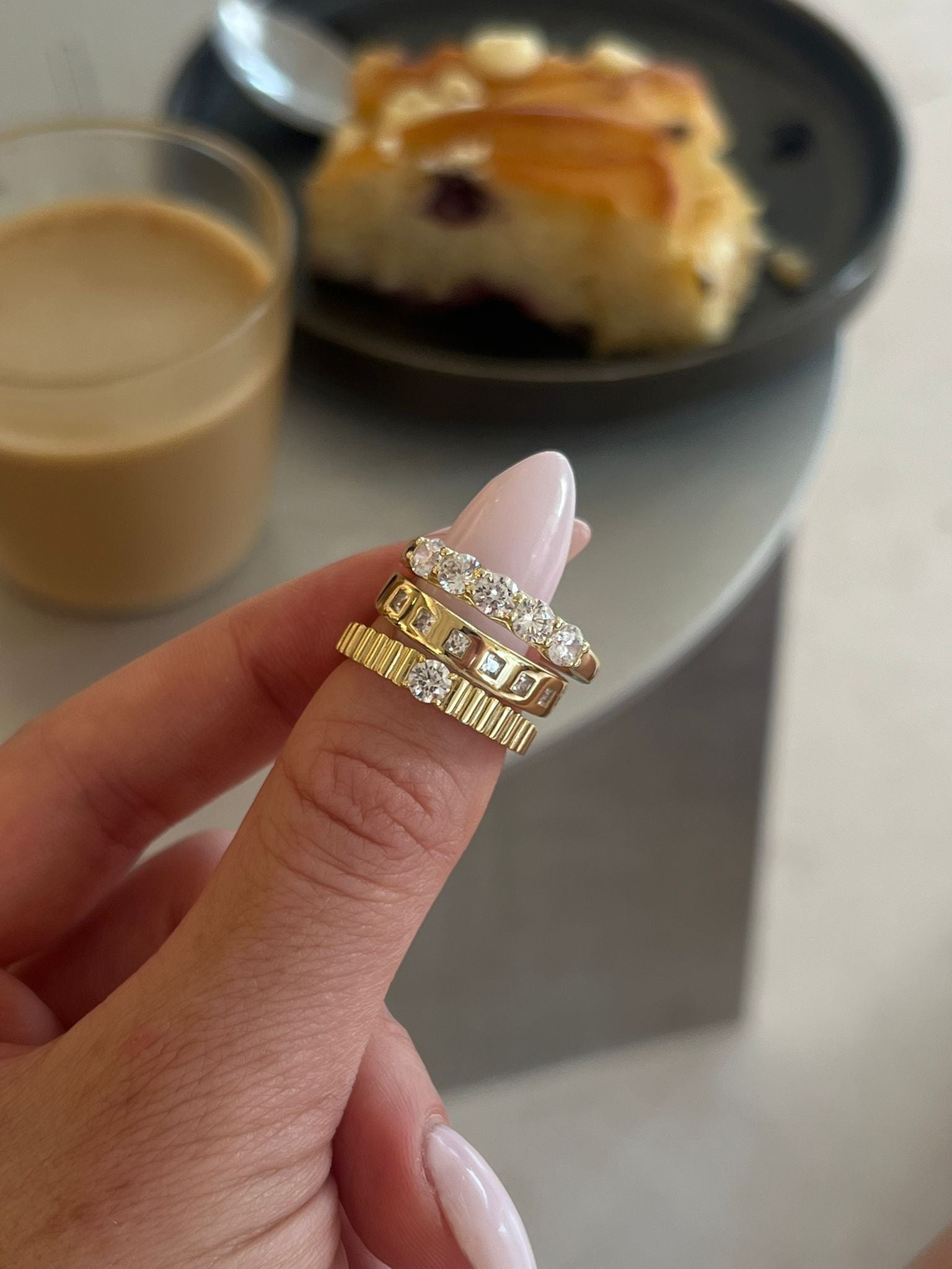 PETITE LAUREN RING