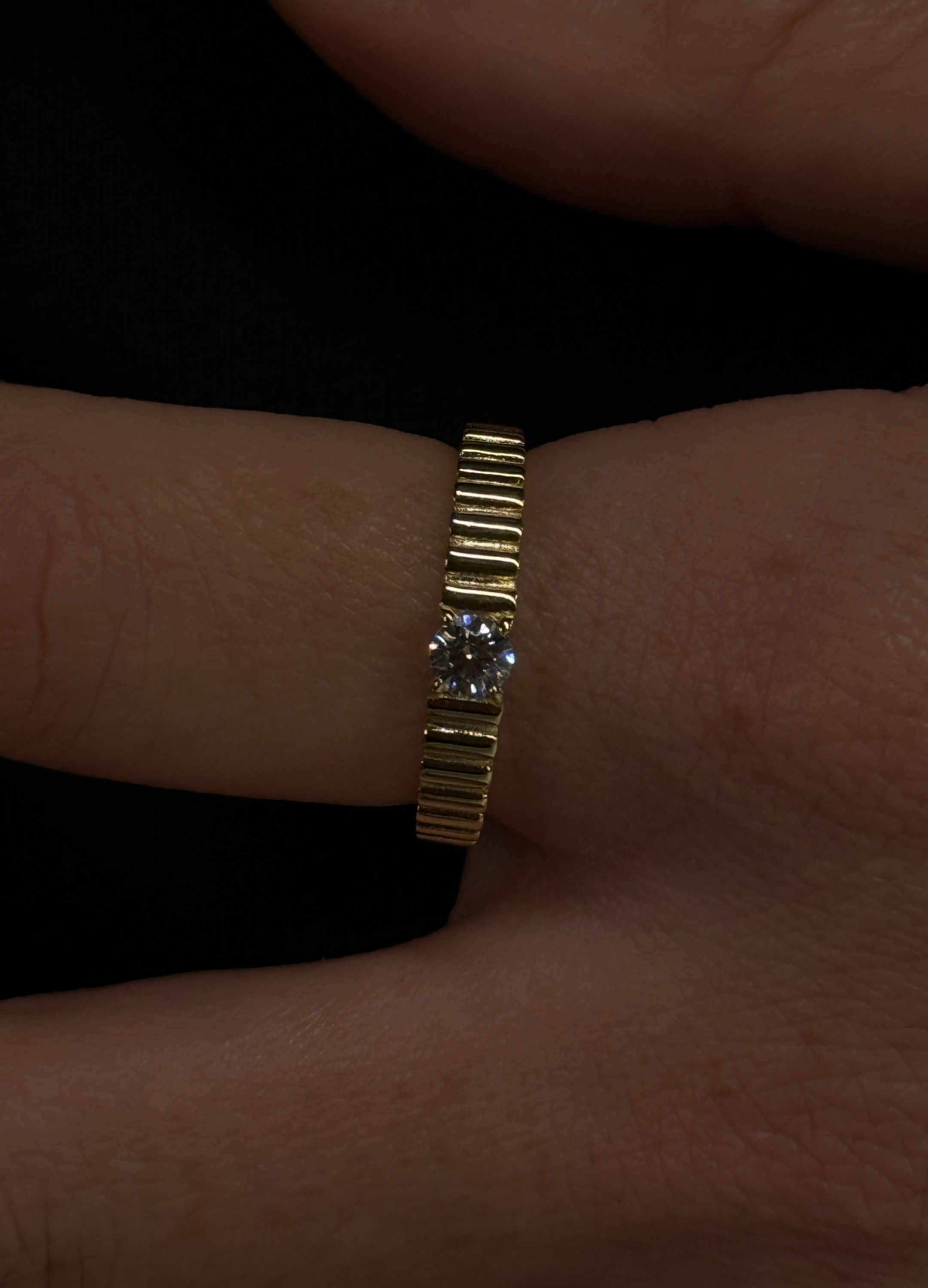 PETITE LAUREN RING